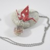 Collier Grue Origami sur Bulle rouge avec pois blanc - 28,00 €