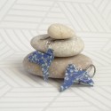 Boucles Oiseaux Origami bleu avec fleurs blanches - 23,00 €