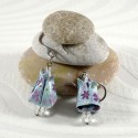 Boucles d'Oreilles Tulipes Origami bleu avec fleurs violettes et blanches - 30,00 €